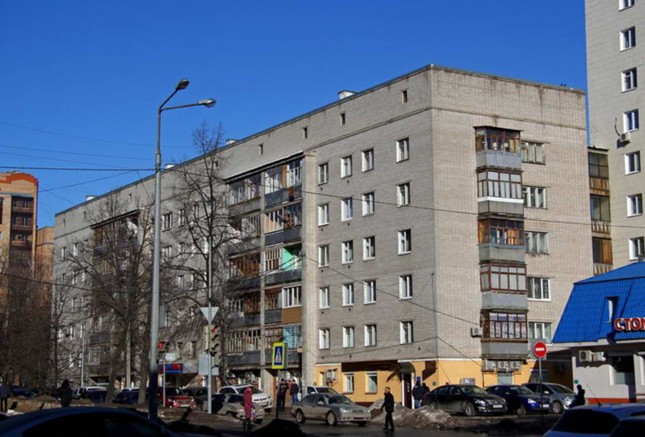 фасад дома, здание по адресу г Казань, ул Зинина, д 15